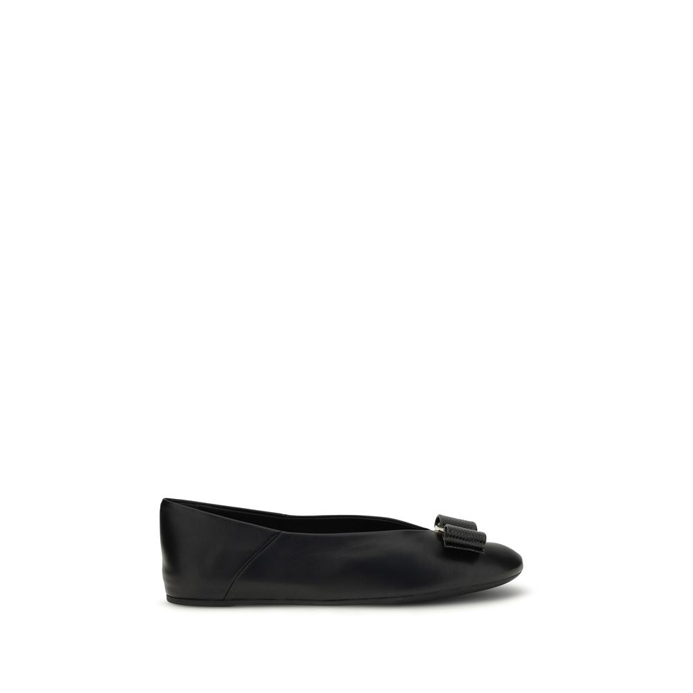 Ferragamo Black Calf Leather Bos Taurus Ballet Flats