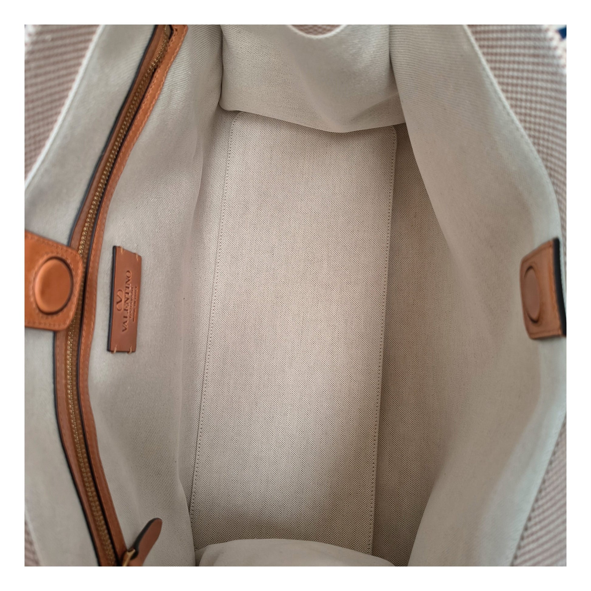 Valentino Garavani Beige Fabric Handbag