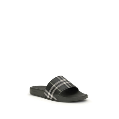 Burberry Bicolor Polyurethane Slippers